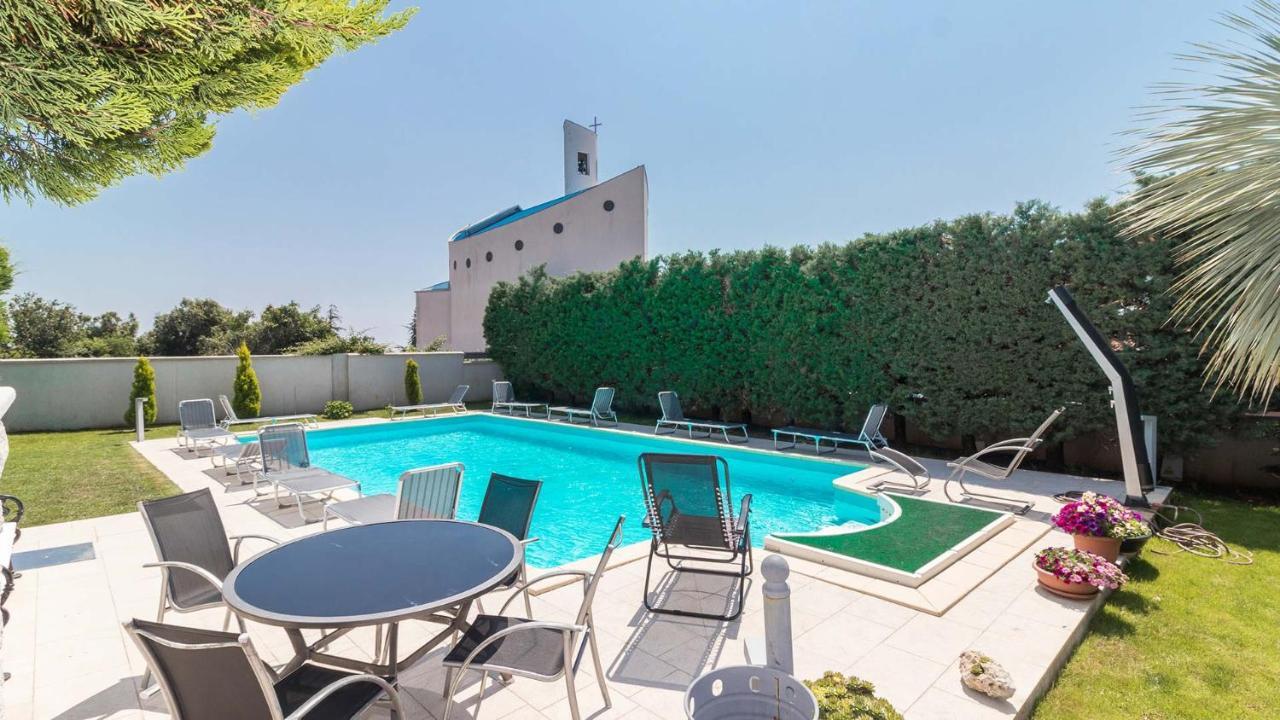 Vila Luxury Nicol With Pool And Sea View 300m From The
