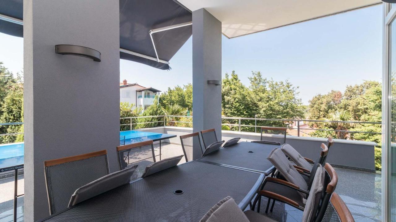 Luxury Nicol With Pool And Sea View 300m From The
